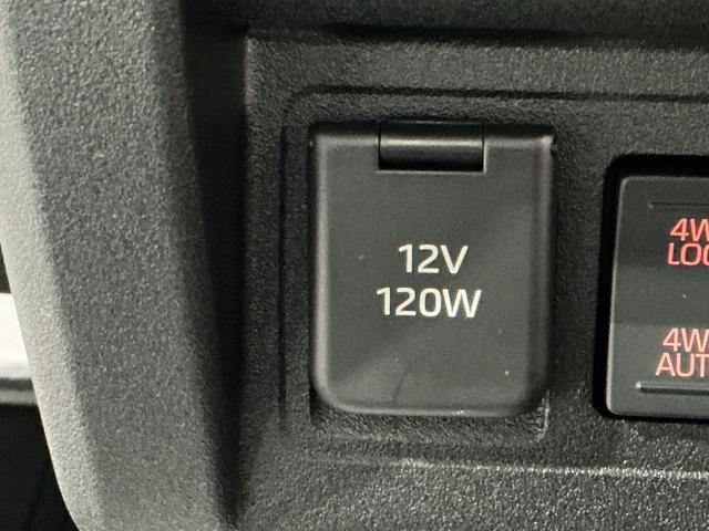 ハイゼットトラックスタンダード 農用スペシャルレーンキープアシスト 助手席エアバック 誤発進抑制機能 オートハイビーム PS エアコン付 センターデフロック 衝突安全ボディ 運転席エアバック 横滑り防止 アイドリングストップ ABS(栃木県)の中古車