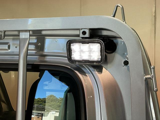 ハイゼットトラックスタンダード 農用スペシャルレーンキープアシスト 助手席エアバック 誤発進抑制機能 オートハイビーム PS エアコン付 センターデフロック 衝突安全ボディ 運転席エアバック 横滑り防止 アイドリングストップ ABS(栃木県)の中古車