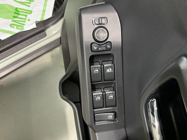 タフトG ダーククロムベンチャーコーナーソナー オートマチックハイビーム LEDライト レーンキープアシスト アイドリングS 電格ミラー キーフリー アルミ スマートキー 衝突安全ボディ ガラスルーフ オートライト(栃木県)の中古車