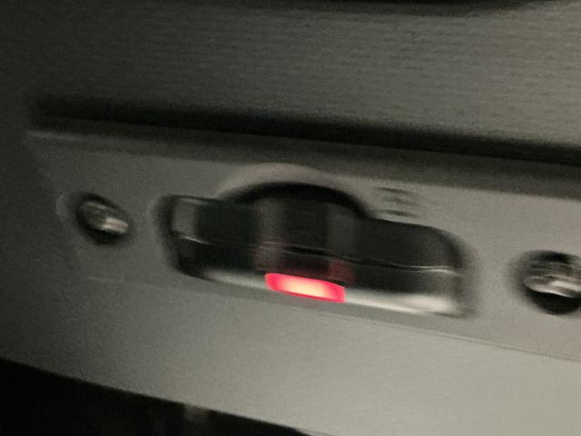 タントカスタムＸ衝突軽減ブレーキ　リアコーナーセンサー　車線逸脱防止　アイドリングストップ機能　Ｂカメラ　ナビＴＶ　盗難警報装置　ＬＥＤ　ＥＴＣ　ワンオーナー　キーレスエントリー　前席シートヒーター　オートＬＥＤ（栃木県）の中古車