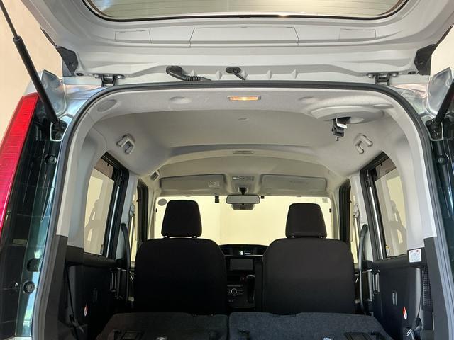 トールＧ衝突回避支援ブレーキ　オートＬＥＤ　電格ミラー　メモリナビ　ＥＴＣ　ＬＥＤライト　横滑り防止装置　車線逸脱警報　両側自動ドア　セキュリティーアラーム　キーフリーシステム　オートライト　エアバッグ（栃木県）の中古車