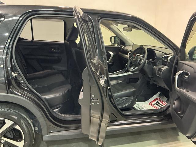 ロッキープレミアムG HEVバックカメラ付き 電動格納式ドアミラー 追従式クルーズコントロール 衝突被害軽減 盗難防止 衝突安全ボディ アルミホイル LEDライト ETC付 オートLED Sヒーター TV(栃木県)の中古車