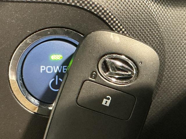 ロッキープレミアムG HEVバックカメラ付き 電動格納式ドアミラー 追従式クルーズコントロール 衝突被害軽減 盗難防止 衝突安全ボディ アルミホイル LEDライト ETC付 オートLED Sヒーター TV(栃木県)の中古車