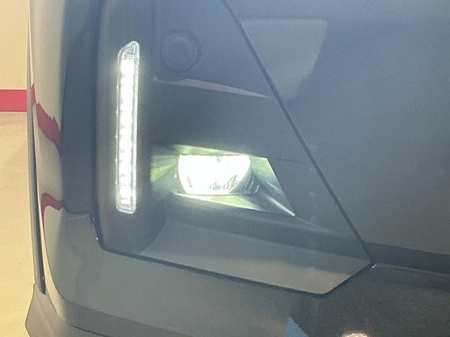 ロッキープレミアムG HEVバックカメラ付き 電動格納式ドアミラー 追従式クルーズコントロール 衝突被害軽減 盗難防止 衝突安全ボディ アルミホイル LEDライト ETC付 オートLED Sヒーター TV(栃木県)の中古車