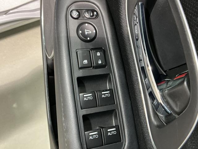 ヴェゼルハイブリッドZ・ホンダセンシングレーダーサポート 横滑り防止システム バックカメラ 盗難防止装置 衝突安全ボディ スマ−トキ− ECOモード Aライト LEDライト アルミ ETC車載器(栃木県)の中古車