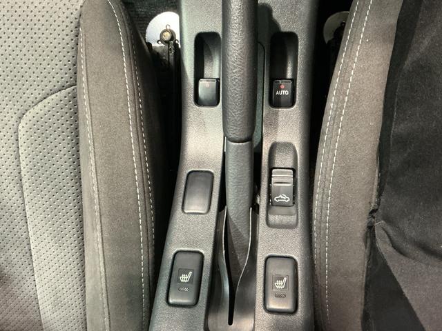 コペンセロ Sキ−フリ− LED ナビTV 盗難防止システム 運転席エアバッグ ABS ターボエンジン Wエアバック インテリキー 衝突安全ボディ ESC シートヒーター メモリーナビ タバコ臭(栃木県)の中古車