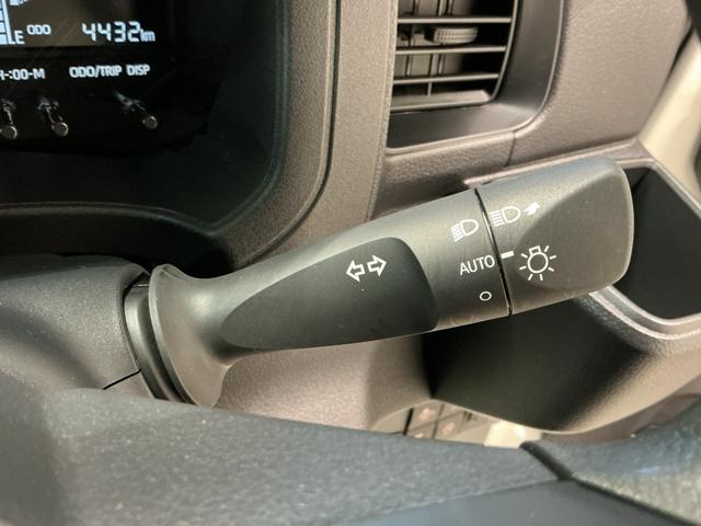 ハイゼットカーゴＤＸＬＥＤヘッドライト　踏み間違い防止　Ｗエアバック　セキュリティアラーム　キーフリーシステム　エコアイドル　車線逸脱警報　切替４ＷＤ　オートハイビーム　オートライト　スライドドア　ＡＢＳ（栃木県）の中古車