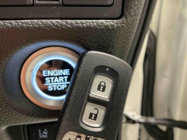 Ｎ−ＢＯＸカスタムＬターボ衝突軽減ブレーキサポート　電動格納ドアミラー　ＬＥＤヘッドライ　車線逸脱警報システム　アルミ　アイドリングＳ　ターボエンジン　エアバック　スマートキープッシュスタート　ＡＢＳ　バックカメラ付き　ＥＴＣ（栃木県）の中古車