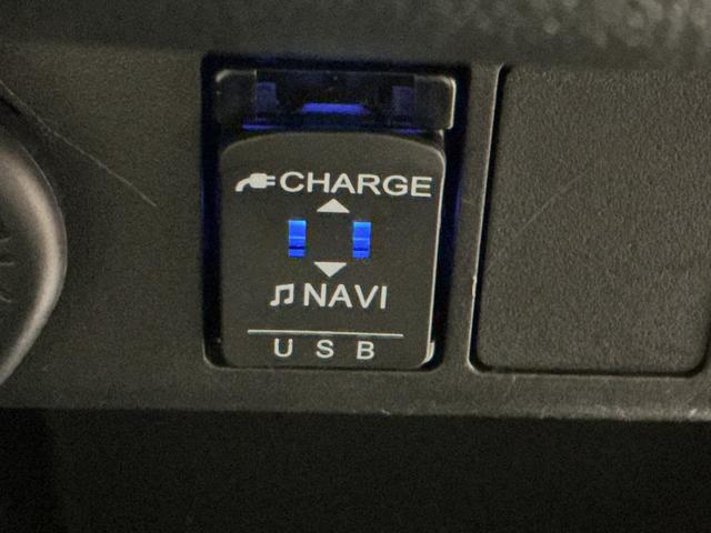 ムーヴキャンバスXメイクアップリミテッド SAIII衝突防止 横滑り防止装置 ナビTV 盗難防止装置 キーレスエントリー スマートキー&プッシュスタート オートハイビーム ETC Rカメラ アイスト 電動格納ミラー ベンチシート 衝突安全ボディ ABS(栃木県)の中古車