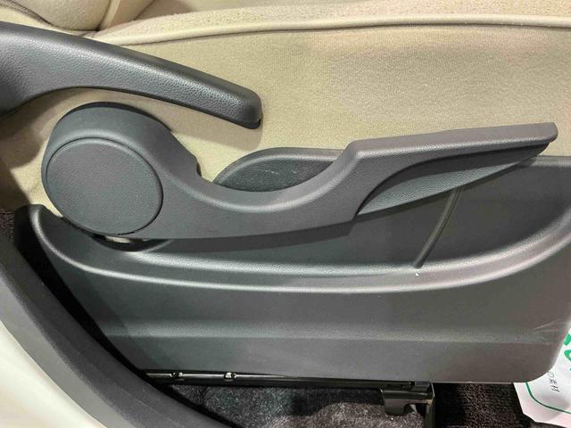 ムーヴキャンバスXメイクアップリミテッド SAIII衝突防止 横滑り防止装置 ナビTV 盗難防止装置 キーレスエントリー スマートキー&プッシュスタート オートハイビーム ETC Rカメラ アイスト 電動格納ミラー ベンチシート 衝突安全ボディ ABS(栃木県)の中古車