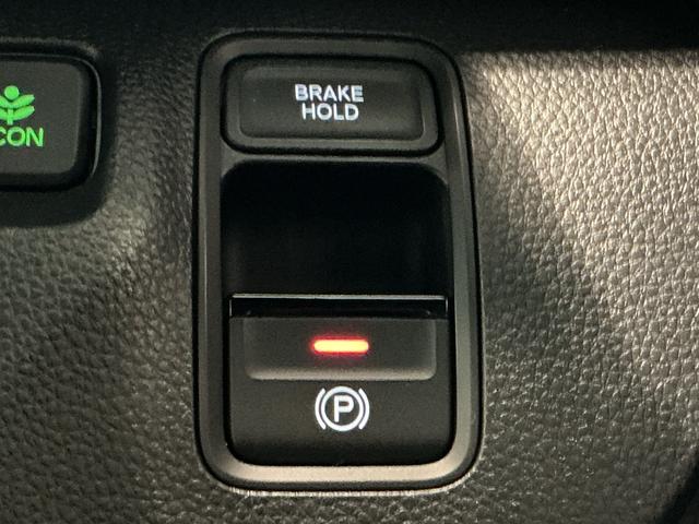 Ｎ−ＷＧＮカスタムＬ・ターボホンダセンシングブレーキサポート　盗難警報装置　衝突安全ボディ　横滑り防止機能　ＬＥＤヘッド　タ−ボ　Ａストップ　ＡＢＳ　ＥＴＣ付き　ナビＴＶ　メモリナビ　Ｗエアバッグ　エアバッグ　アルミホイール（栃木県）の中古車