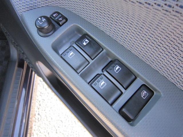 ムーヴカスタム　Ｘ　ハイパー盗難防止システム　キーフリー　ナビゲーションシステム　横滑り防止　スマートキープッシュスタート　ベンチシート　アイドリングストップ　電動格納ミラー　ＬＥＤライト　ＬＥＤフォグランプ（栃木県）の中古車