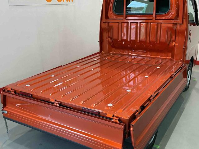 ハイゼットトラックスタンダード 農用スペシャルレーンキープアシスト ソナー キーレスエントリー 助手席エアバック 誤発進抑制機能 オートハイビーム PS エアコン付 センターデフロック 衝突安全ボディ 運転席エアバック(栃木県)の中古車