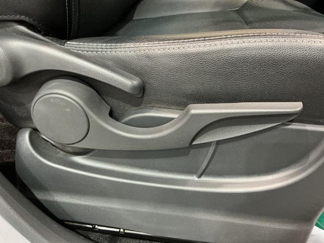 ムーヴカスタム　ＲＳ　ハイパーＳＡII電格ミラー　ＬＥＤヘットライト　横滑り防止機能　ＥＴＣ車載器　アイドルストップ　ターボ　車線逸脱警報　キーフリー　オートライト　ナビＴＶ　ベンチシート　デュアルエアバッグ　エアバッグ　ＡＢＳ（栃木県）の中古車