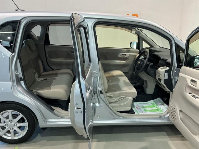 ムーヴＸ　ＳＡII衝突被害軽減Ｂ　盗難防止　ナビＴＶ　レーンキープアシスト　電動格納ミラー　横滑り防止装置　助手席エアバッグ　ベンチシート　キーレス　衝突安全ボディ　スマキー　ＡＢＳ　アルミホイール　運転席エアバッグ（栃木県）の中古車