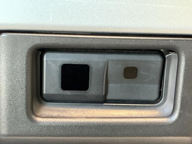 ムーヴＸ　ＳＡII衝突被害軽減Ｂ　盗難防止　ナビＴＶ　レーンキープアシスト　電動格納ミラー　横滑り防止装置　助手席エアバッグ　ベンチシート　キーレス　衝突安全ボディ　スマキー　ＡＢＳ　アルミホイール　運転席エアバッグ（栃木県）の中古車