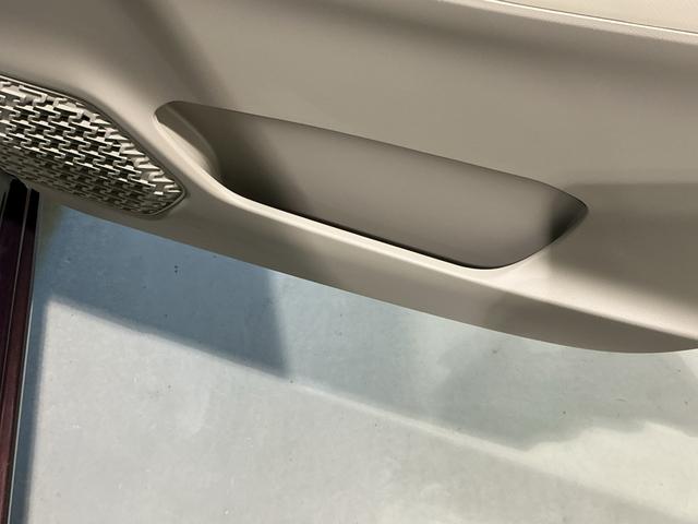 ムーヴＬ　ＳＡIII電動格納・電動ミラー　ＡＵＴＯライト　車線逸脱　ＶＳＣ　ｉ−ＳＴＯＰ　盗難防止　キーレスエントリーシステム　Ｗエアバッグ　バックモニター　ハイビームアシスト　フロントベンチシート（栃木県）の中古車