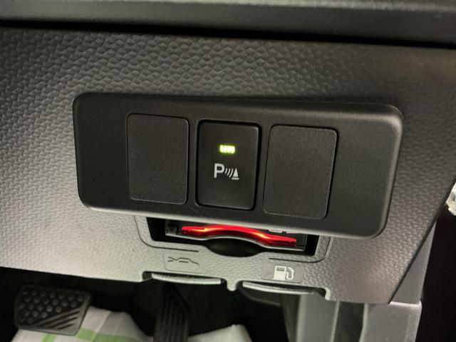 トールカスタムＧ　リミテッド　ＳＡIIIナビＴＶ　横滑り防止　オートマチックハイビーム　両側自動ドア　オートクルーズコントロール　ＬＥＤ　盗難防止装置　ＥＴＣ　キーレス　スマートキー　エコアイドル　メモリーナビ　エアバッグ（栃木県）の中古車