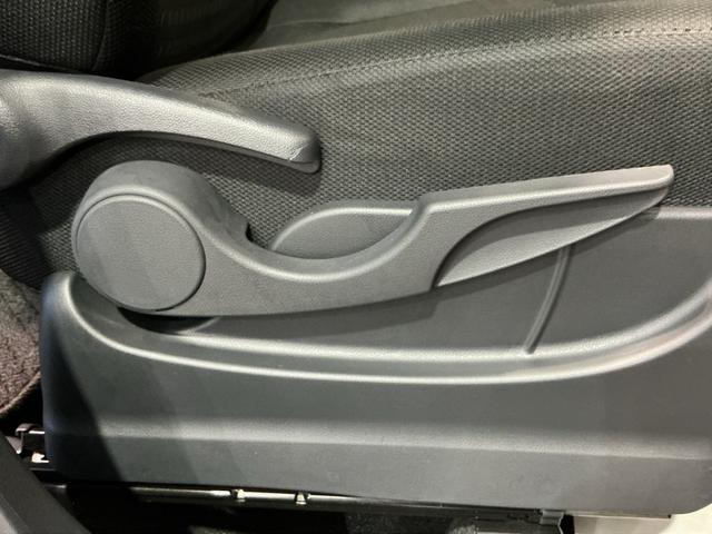 トールカスタムＧパノラマモニター　助手席エアバッグ　ＬＥＤライト　キーレス　Ｉストップ　電格ミラー　ハイビームアシスト　Ａライト　イモビ　前席シートヒーター　ＥＳＣ　ＥＴＣ　エアバック（栃木県）の中古車