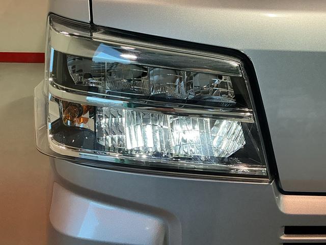 ハイゼットカーゴＤＸＬＥＤヘッドランプ　前後ソナー　安全ボディ　セキュリティアラーム　キーレスキー　エコアイドル　ハイビームアシスト　ＥＳＣ　オートライト　レーンアシスト　両席エアバッグ　ＡＢＳ（栃木県）の中古車