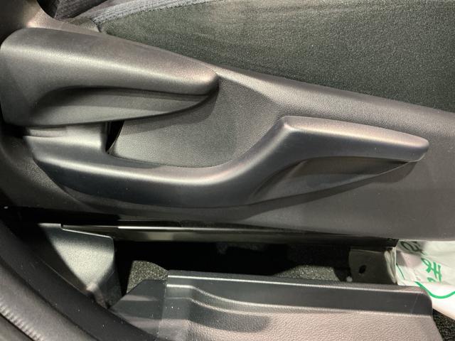 シエンタＧナビ・ＴＶ　スマートキープッシュスタート　電動格納式ドアミラー　アイドリングＳ　リアカメラ　　衝突安全ボディ　ＥＴＣ　運転席エアバック　キーフリーシステム　ＡＢＳ　社外アルミホイール（栃木県）の中古車