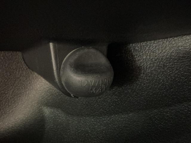 シエンタＧナビ・ＴＶ　スマートキープッシュスタート　電動格納式ドアミラー　アイドリングＳ　リアカメラ　　衝突安全ボディ　ＥＴＣ　運転席エアバック　キーフリーシステム　ＡＢＳ　社外アルミホイール（栃木県）の中古車