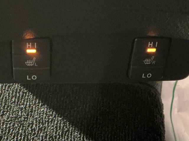 シエンタＧナビ・ＴＶ　スマートキープッシュスタート　電動格納式ドアミラー　アイドリングＳ　リアカメラ　　衝突安全ボディ　ＥＴＣ　運転席エアバック　キーフリーシステム　ＡＢＳ　社外アルミホイール（栃木県）の中古車