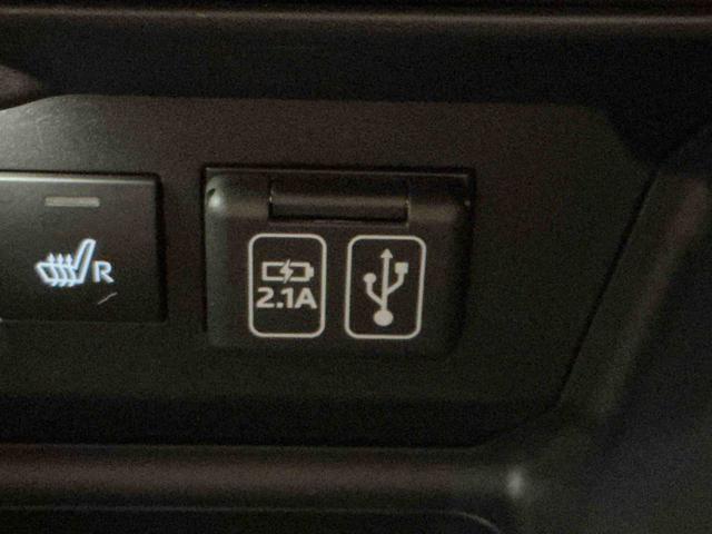 ロッキープレミアム衝突軽減システム　シートＨ　ＥＴＣ車載器　車線逸脱警報　スマ−トキ−　アルミホイール　パーキングセンサー　キーフリーシステム　アイドリングストップ機能　ドラレコ　ナビ＆ＴＶ　ＬＥＤヘッド（栃木県）の中古車