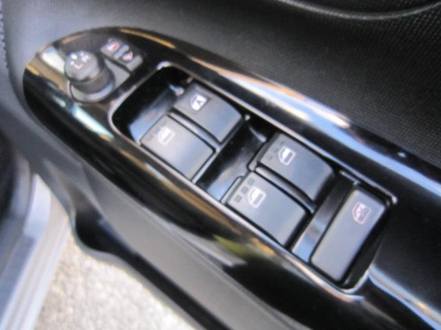 ムーヴキャンバスＧメイクアップ　ＳＡII両側電動スライドドア　電動ミラー　衝突回避支援　オートマチックハイビーム　キーフリーキー　オートライト　ベンチシート　ナビゲーションシステム　ＬＥＤライト　ＬＥＤフォグランプ　バックカメラ（栃木県）の中古車