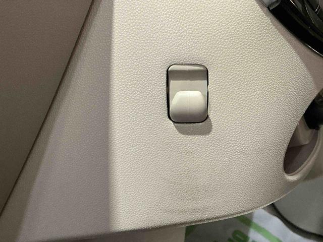 タントＸ　ＳＡIIIスマ−トキ−　電動格納ドアミラー　ナビＴＶ　両側スライド片側電動　車線逸脱警報　衝突安全ボディ　オートハイビーム　ＥＳＣ　運転席エアバック　ベンチシート　キーレスエントリー　ＡＢＳ（栃木県）の中古車