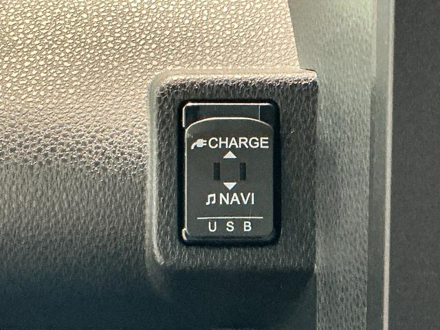 タントカスタムＸスタイルセレクションブレーキサポート　電動格納式ドアミラー　パーキングセンサー　レーンキープ　ＡＵＴＯライト　Ｉストップ　ナビＴＶ　シートヒータ　ＬＥＤライト　スマートキー　ＥＴＣ　ドライブレコーダー　アルミ（栃木県）の中古車