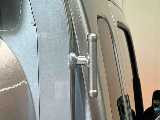 ハイゼットトラックジャンボスタンダード切り替え４ＷＤ　衝突軽減システム　エアバック　車線逸脱警報　デュアルエアバック　横滑り防止装置　コーナーセンサー　アイドリングストップ　オートマチックハイビーム　エアコン　オートライト（栃木県）の中古車