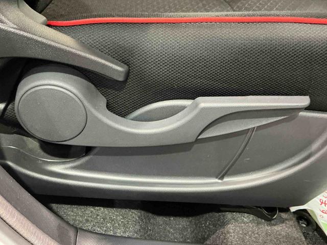 ロッキーGキーフリー スマートキー&プッシュスタート ナビTV バックカメラ付 メモリナビ ETC LEDヘッドランプ コーナーセンサー ドライブレコーダー エコアイドル 4WD(栃木県)の中古車