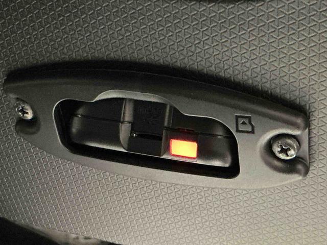 タントカスタムＸ衝突軽減ブレーキ　リアコーナーセンサー　車線逸脱防止　アイドリングストップ機能　Ｂカメラ　ナビＴＶ　盗難警報装置　ＬＥＤ　ＥＴＣ　キーレスエントリー　前席シートヒーター　オートＬＥＤ（栃木県）の中古車