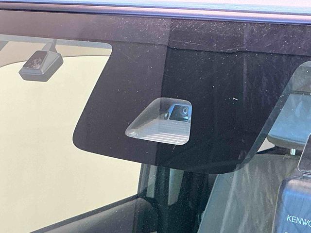 ムーヴキャンバスＸリミテッドメイクアップ　ＳＡII横滑り防止システム　アイドルストップ　セキュリティ　運転席助手席エアバッグ　ナビＴＶ　キーフリーシステム　シートヒーター　レーンアシスト　電動格納ミラー　スマートキー　ＥＴＣ　ＡＢＳ（栃木県）の中古車