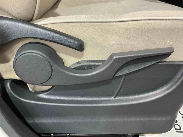 ムーヴキャンバスＸリミテッドメイクアップ　ＳＡII横滑り防止システム　アイドルストップ　セキュリティ　運転席助手席エアバッグ　ナビＴＶ　キーフリーシステム　シートヒーター　レーンアシスト　電動格納ミラー　スマートキー　ＥＴＣ　ＡＢＳ（栃木県）の中古車