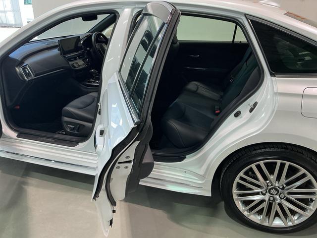 クラウンハイブリッドRSクリアランソナ レーンアシスト LEDヘッドライト クルコン スマートエントリー セキュリティーアラーム 横滑り防止 ETC オートライト TVナビ アルミ メモリーナビ ABS エアバッグ(栃木県)の中古車