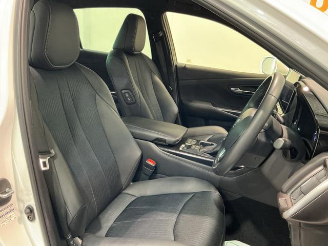 クラウンハイブリッドRSクリアランソナ レーンアシスト LEDヘッドライト クルコン スマートエントリー セキュリティーアラーム 横滑り防止 ETC オートライト TVナビ アルミ メモリーナビ ABS エアバッグ(栃木県)の中古車