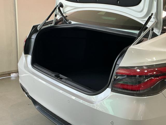 クラウンハイブリッドRSクリアランソナ レーンアシスト LEDヘッドライト クルコン スマートエントリー セキュリティーアラーム 横滑り防止 ETC オートライト TVナビ アルミ メモリーナビ ABS エアバッグ(栃木県)の中古車