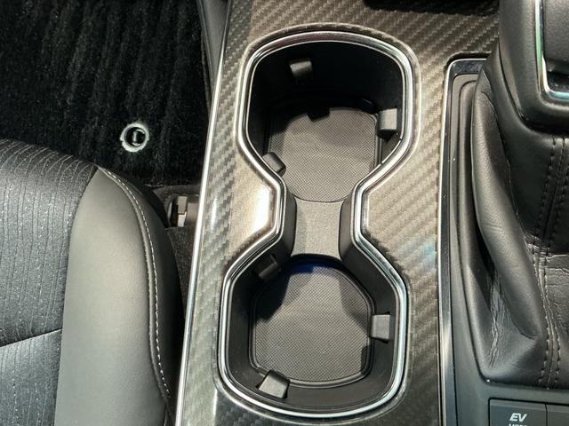 クラウンハイブリッドRSクリアランソナ レーンアシスト LEDヘッドライト クルコン スマートエントリー セキュリティーアラーム 横滑り防止 ETC オートライト TVナビ アルミ メモリーナビ ABS エアバッグ(栃木県)の中古車