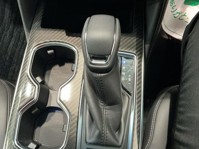 クラウンハイブリッドRSクリアランソナ レーンアシスト LEDヘッドライト クルコン スマートエントリー セキュリティーアラーム 横滑り防止 ETC オートライト TVナビ アルミ メモリーナビ ABS エアバッグ(栃木県)の中古車