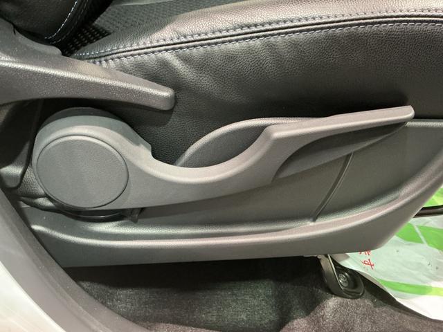 タントカスタムＸ衝突軽減ブレーキ　リアコーナーセンサー　車線逸脱防止　アイドリングストップ機能　Ｂカメラ　ナビＴＶ　盗難警報装置　ＬＥＤ　ＥＴＣ　キーレスエントリー　前席シートヒーター　オートＬＥＤ　電動格納ミラー（栃木県）の中古車