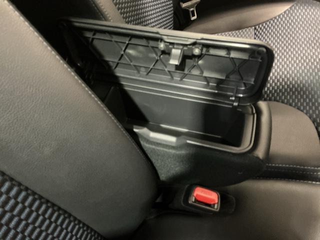 タントカスタムＸ衝突軽減ブレーキ　リアコーナーセンサー　車線逸脱防止　アイドリングストップ機能　Ｂカメラ　ナビＴＶ　盗難警報装置　ＬＥＤ　ＥＴＣ　キーレスエントリー　前席シートヒーター　オートＬＥＤ　電動格納ミラー（栃木県）の中古車