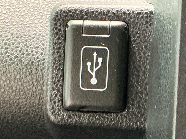 タントカスタムＸ衝突軽減ブレーキ　リアコーナーセンサー　車線逸脱防止　アイドリングストップ機能　Ｂカメラ　ナビＴＶ　盗難警報装置　ＬＥＤ　ＥＴＣ　キーレスエントリー　前席シートヒーター　オートＬＥＤ　電動格納ミラー（栃木県）の中古車