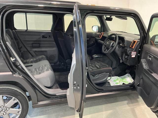 タフトＧ被害軽減ブレーキ　コーナーセンサ　シートＨ　Ｉストップ　リアカメラ　メモリナビ　スマートキー＆プッシュスタート　車線逸脱防止　ドライブレコーダー　ナビＴＶ　ＥＴＣ　ガラスルーフ（栃木県）の中古車