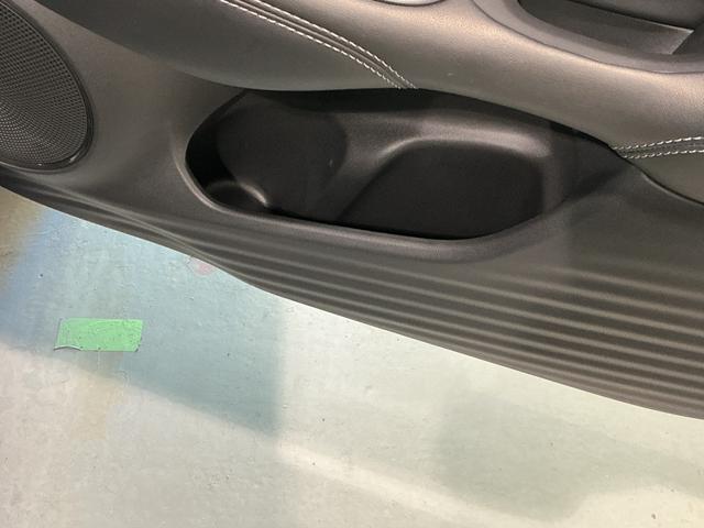 ＺＲ−Ｖｅ：ＨＥＶ　ＺＨｏｎｄａ　ＳＥＮＳＩＮＧ　後退出庫サポート　アダプティブドライビングビーム　マルチビューカメラシステム　Ｈｏｎｄａ　ＣＯＮＮＥＣＴディスプレー＋ＥＴＣ２．０車載器＋ワイヤレス充電器（栃木県）の中古車