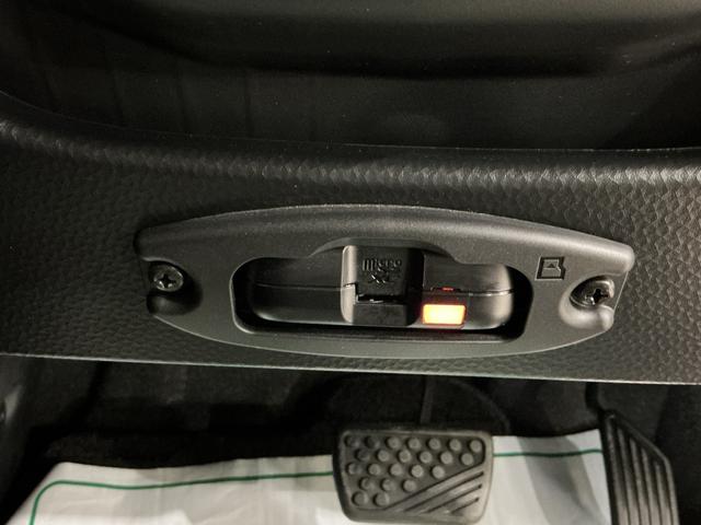 トールカスタムＧパノラマモニター　ＬＥＤライト　キーレス　Ｉストップ　電格ミラー　ハイビームアシスト　イモビライザー　前席シートヒーター　アルミ　スマートキー　メモリーナビ　ソナーセンサー（栃木県）の中古車