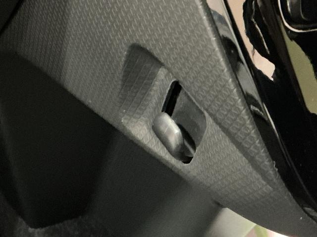 タントカスタムＸタバコ臭　衝突軽減ブレーキ　リアコーナーセンサー　車線逸脱防止　アイドリングストップ機能　Ｂカメラ　ディスプレイオーディオ　盗難警報装置　ＬＥＤ　キーレスエントリー　前席シートヒーター　オートＬＥＤ（栃木県）の中古車