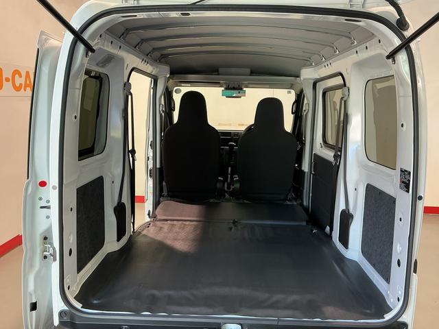 ハイゼットカーゴDX踏み間違い防止 Wエアバック セキュリティアラーム キーフリーシステム エコアイドル 車線逸脱警報 切替4WD オートハイビーム オートライト 運転席エアバッグ ABS コーナーセンサ(栃木県)の中古車