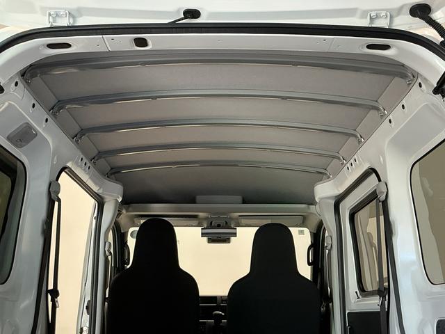 ハイゼットカーゴDX踏み間違い防止 Wエアバック セキュリティアラーム キーフリーシステム エコアイドル 車線逸脱警報 切替4WD オートハイビーム オートライト 運転席エアバッグ ABS コーナーセンサ(栃木県)の中古車